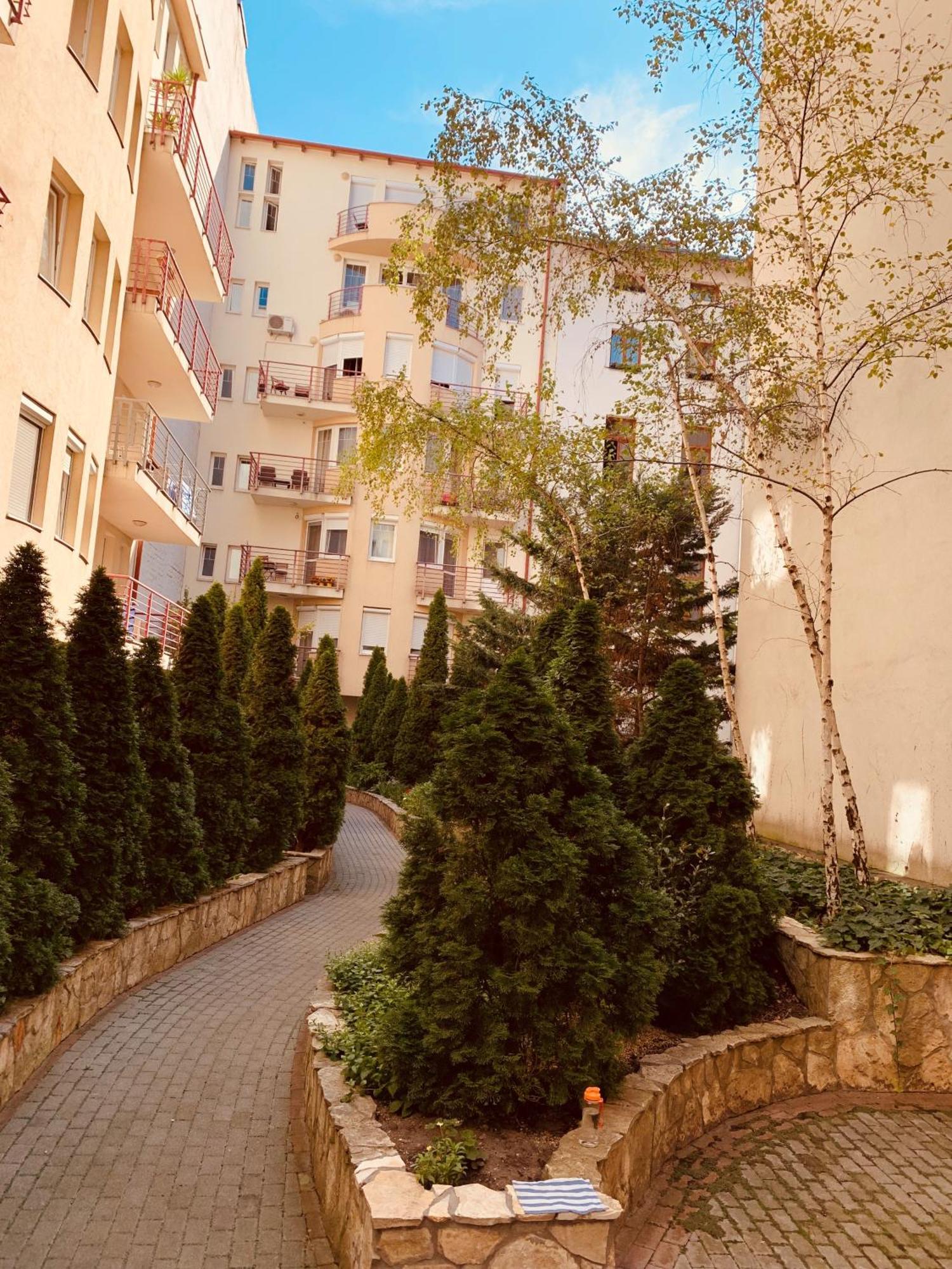Peony Kaldy Apartman Free Garage Under The House Budapeşte Dış mekan fotoğraf
